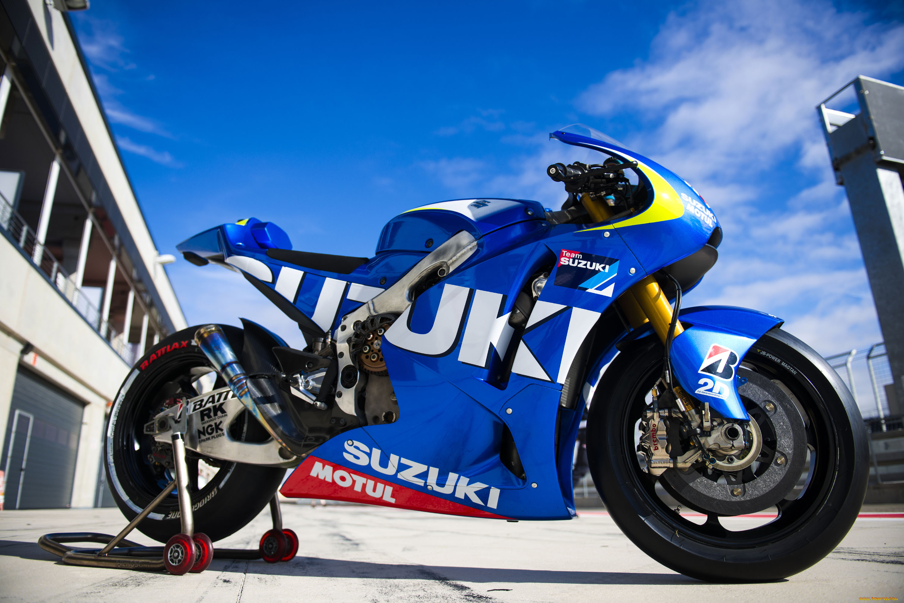 , suzuki